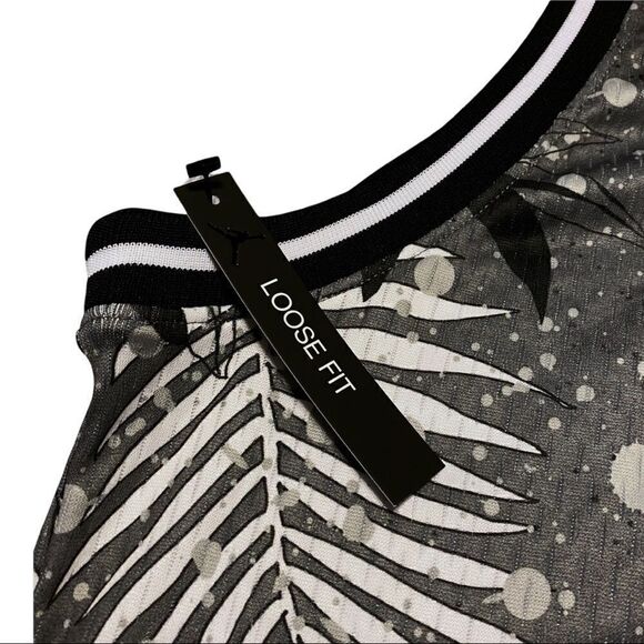 Nike Air Jordan Wings “Floral” Jersey Top size Medium - Picture 3 of 7